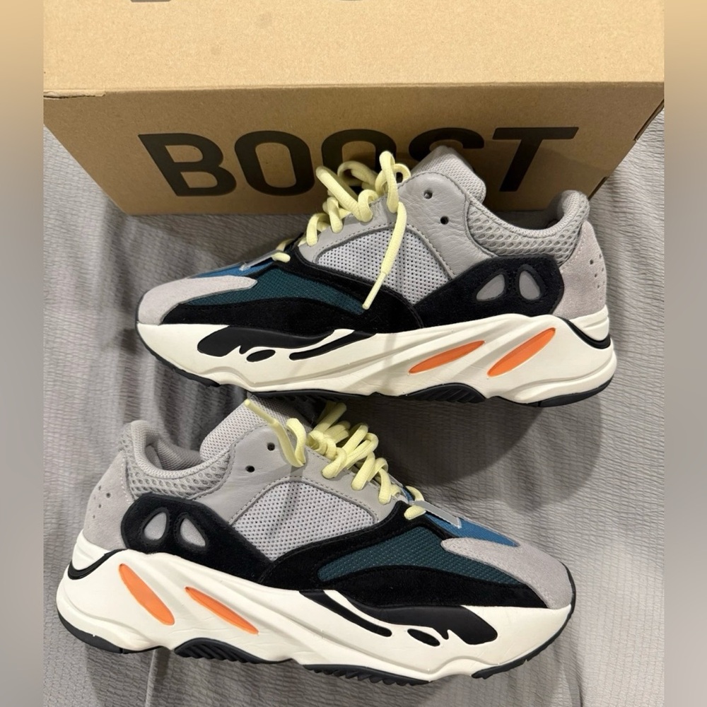 Adidas Yeezy Boost 700 ‘Wave Runner’ 2023. Men’s Size 8. 100% Authentic - Picture 4 of 15